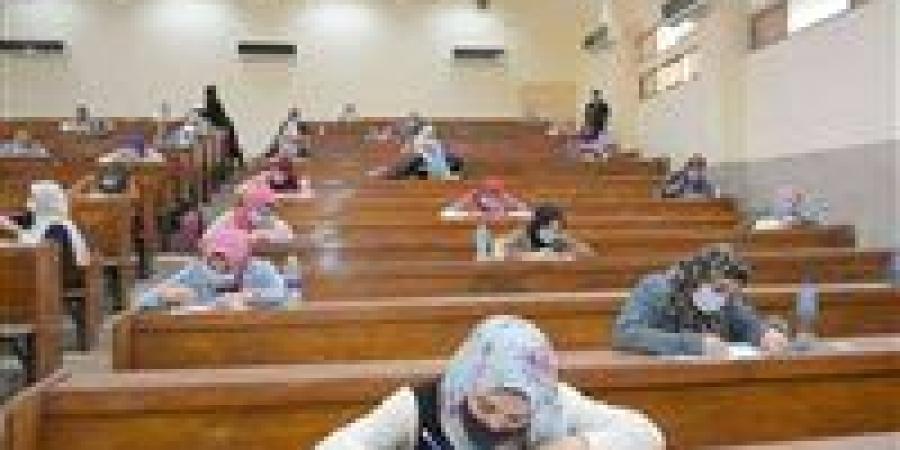 بالبلدي : عاجل..
      رئيس
      جامعة
      أسيوط
      يعلق
      على
      رسوب
      56%
      من
      طلاب
      الفرقة
      الأولى
      بكلية
      الطب