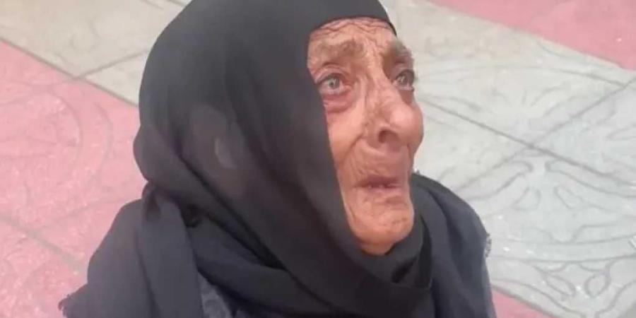 فيديو
      سيدة
      مسنة
      تبكي
      بسبب
      خلافات
      أسرية
      يشعل
      تفاعلًا
      واسعًا
      على
      مواقع
      التواصل