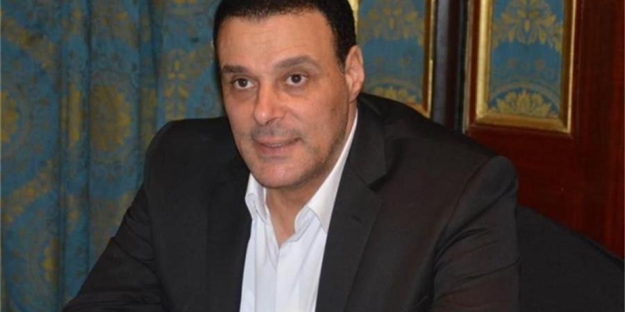 بالبلدي : خاص..
      اتحاد
      الكرة
      يرد
      على
      خطاب
      الأهلي
      ويبرر
      عودة
      عصام
      عبد
      الفتاح