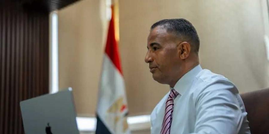 الحزمة
      الثانية
      للتسهيلات
      الضريبية..
      الحسيني
      أحمد
      يستعرض
      أبرز
      الإجراءات
      وانعكاساتها
      على
      الاستثمار
      والإنتاج