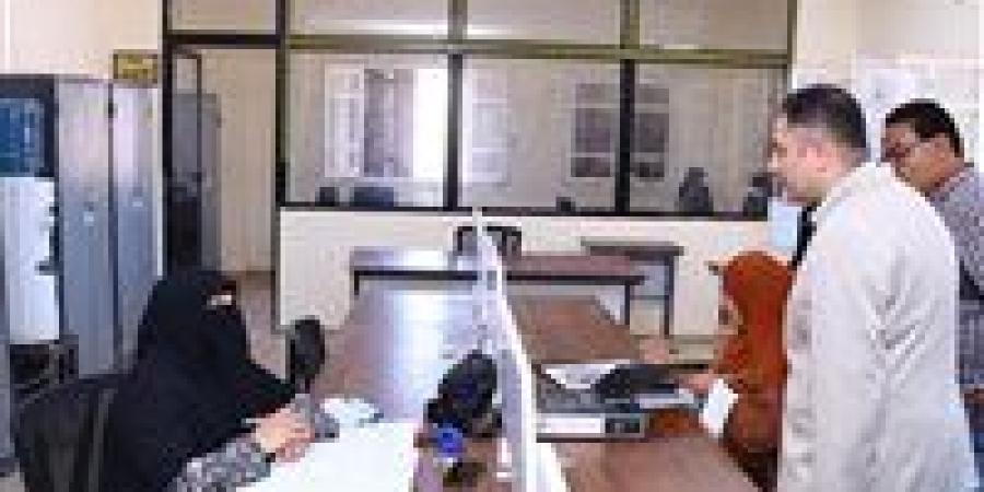 بالبلدي: محافظ
      دمياط
      يتابع
      جاهزية
      مجمع
      خدمات
      «حياة
      كريمة»
      بالوسطاني
      ويوجه
      بسرعة
      التشغيل