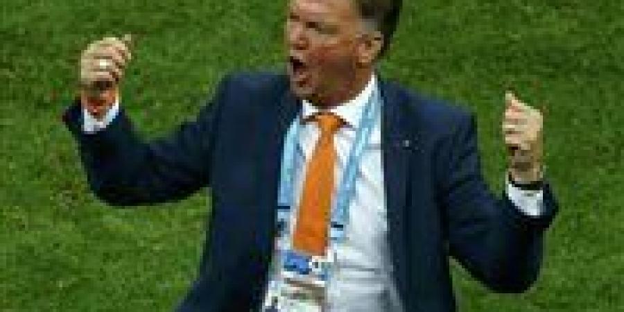 بالبلدي: بعد
      شفائه
      من
      السرطان..
      فان
      جال
      يبدي
      جاهزيته
      للعودة
      لتدريب
      هولندا