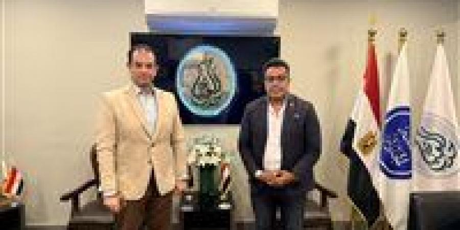 بالبلدي: استكمالا
      للهيكل
      التنظيمي
      للحزب
      بالمحافظات..
      محمد
      الجوهري
      رئيسًا
      لأمانة
      «الوعي»
      في
      بورسعيد